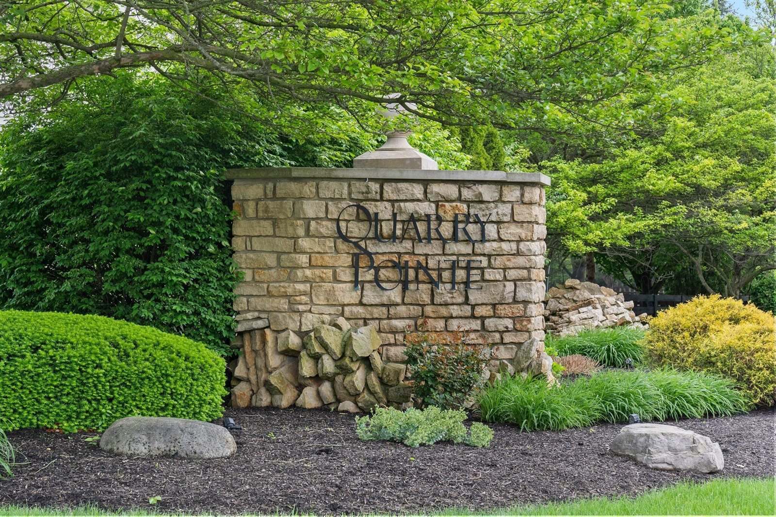 2938 Splitrock Road, Columbus, OH 43221