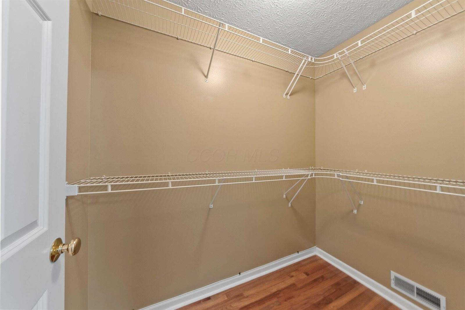 2938 Splitrock Road, Columbus, OH 43221