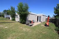 909A 21st Ave NW, Minot, ND 58703