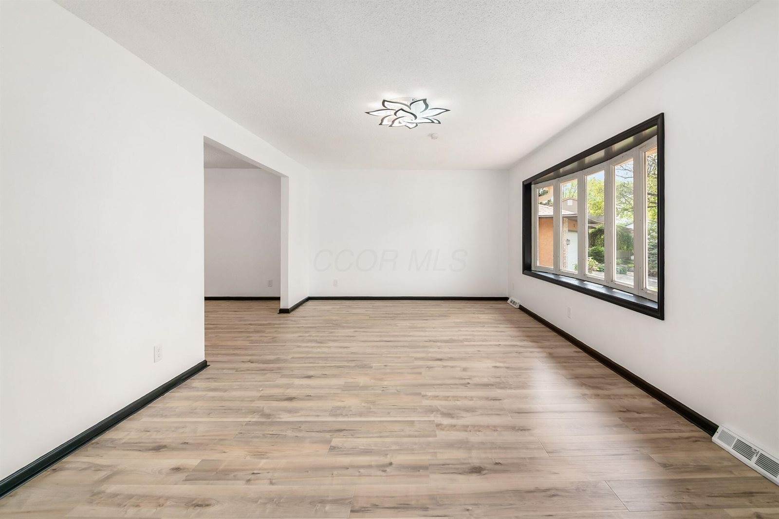 617 Codrington Circle, Columbus, OH 43230