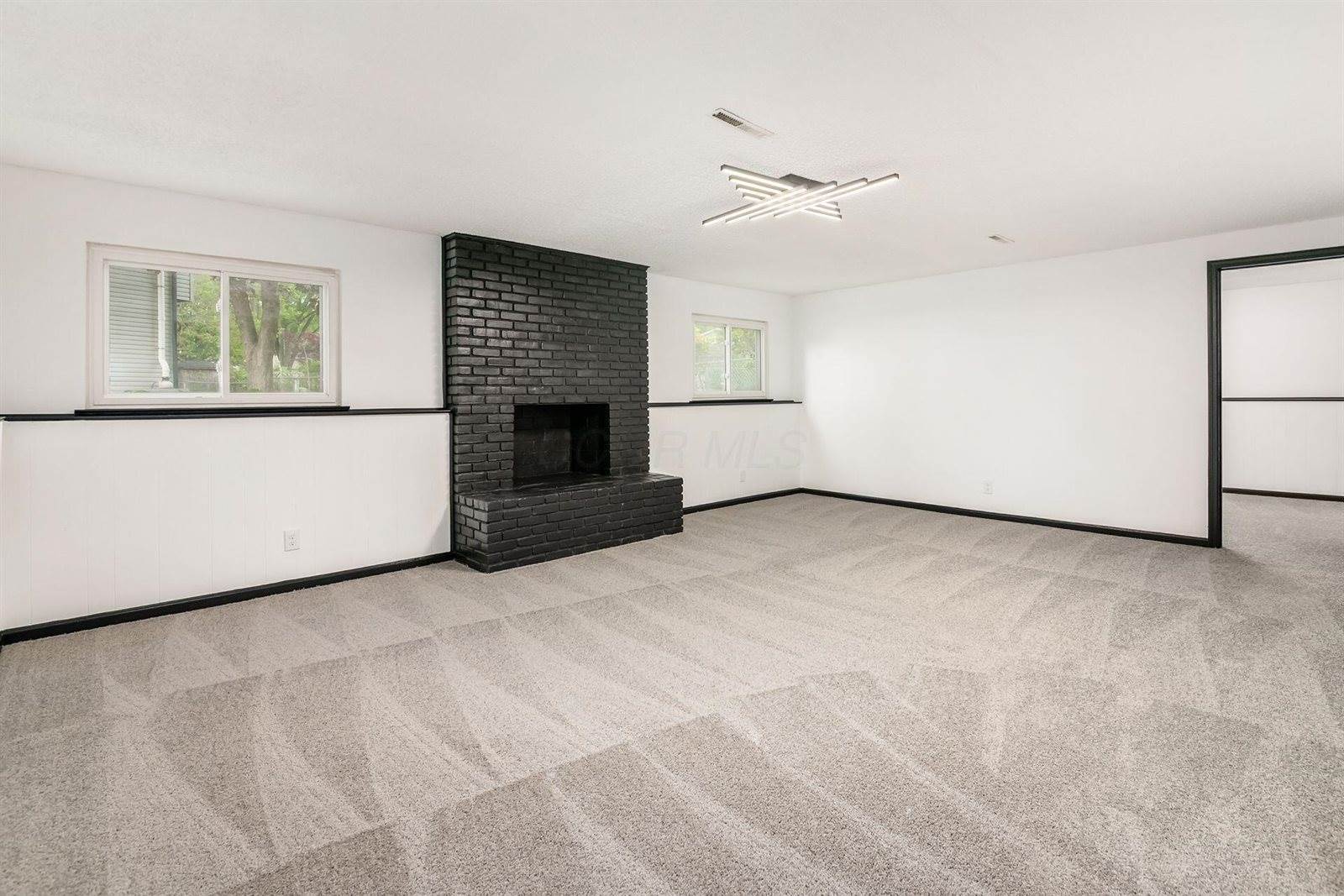 617 Codrington Circle, Columbus, OH 43230