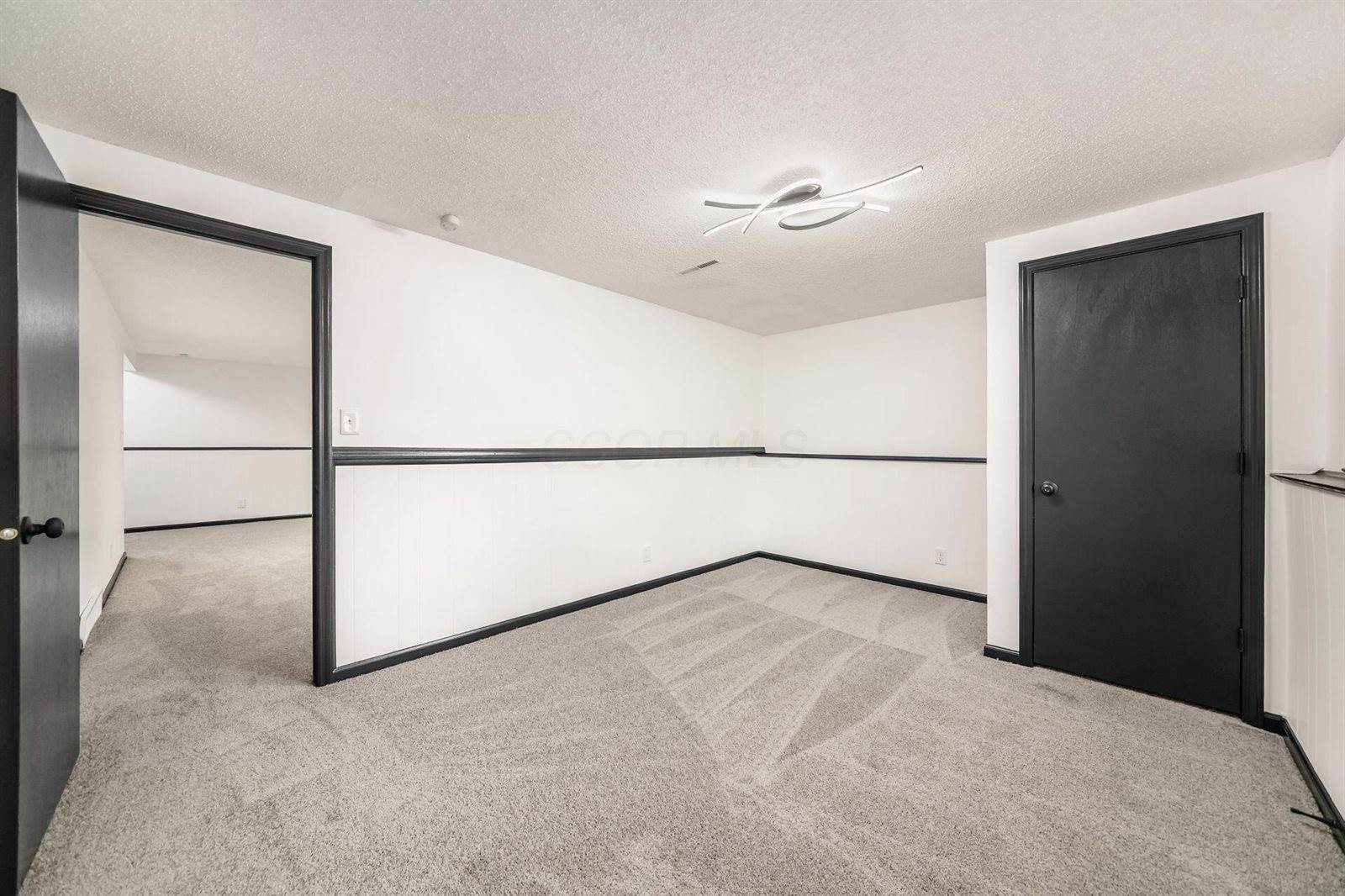 617 Codrington Circle, Columbus, OH 43230