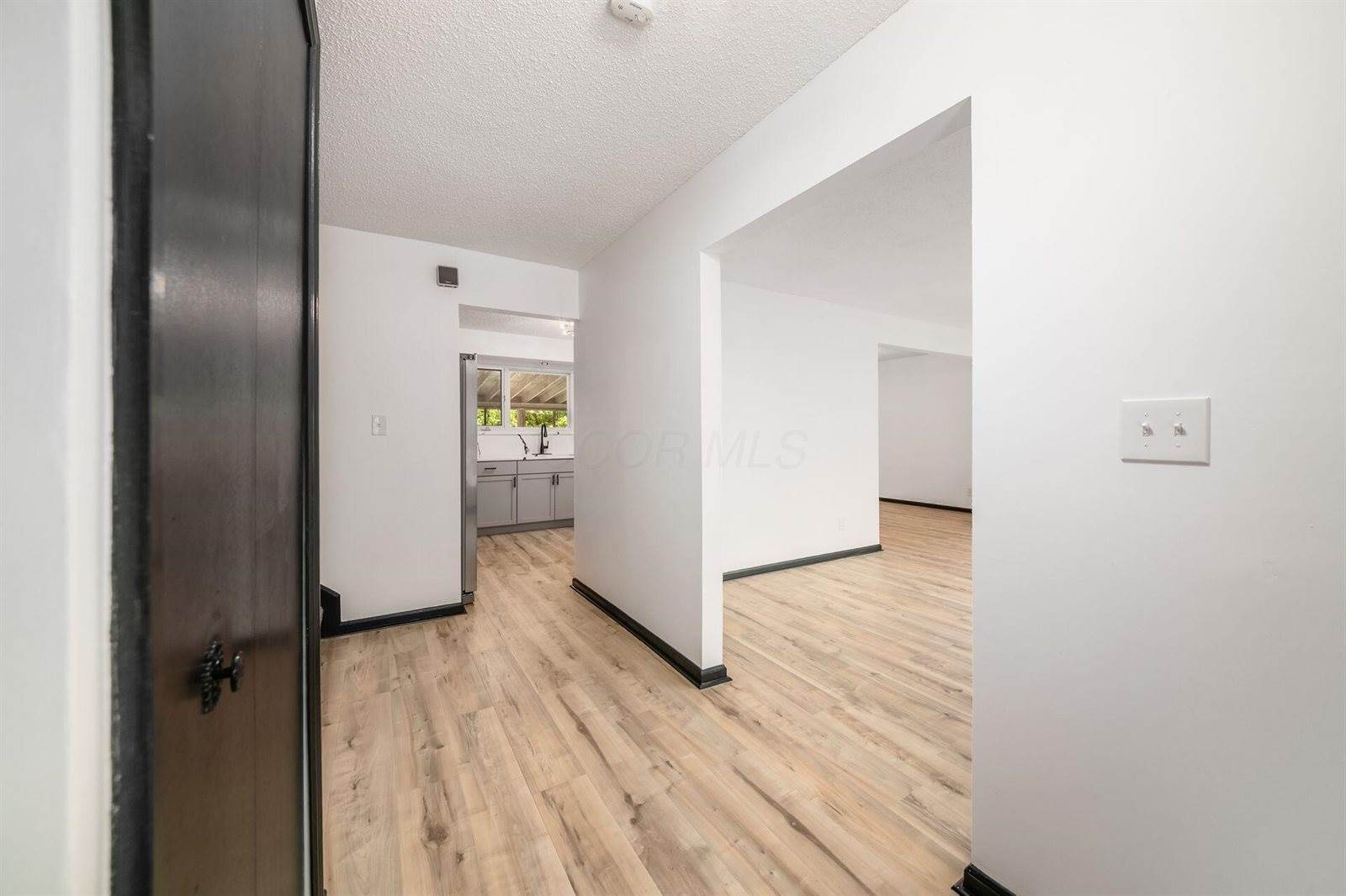 617 Codrington Circle, Columbus, OH 43230