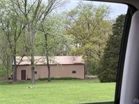 9445 Deer Trail Rd, Hoyt, KS 66440