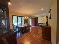 9445 Deer Trail Rd, Hoyt, KS 66440