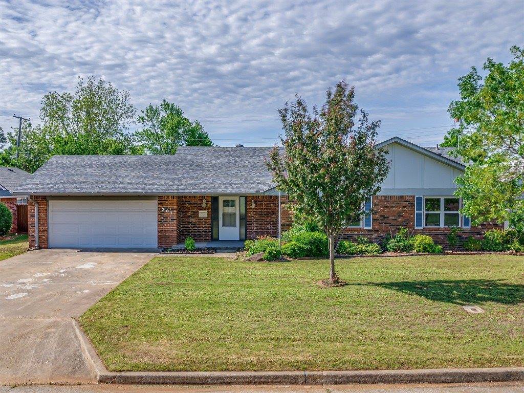 203 East Chicago Street, Shawnee, OK 74804