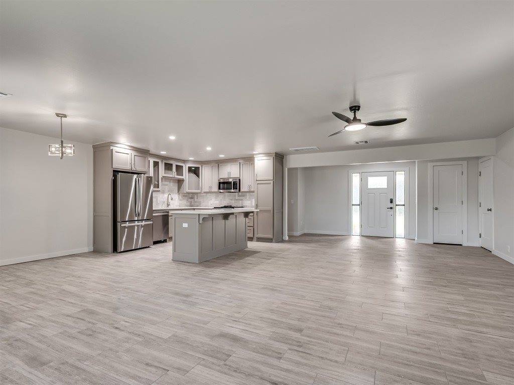 203 East Chicago Street, Shawnee, OK 74804