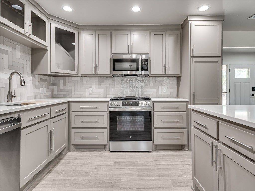 203 East Chicago Street, Shawnee, OK 74804