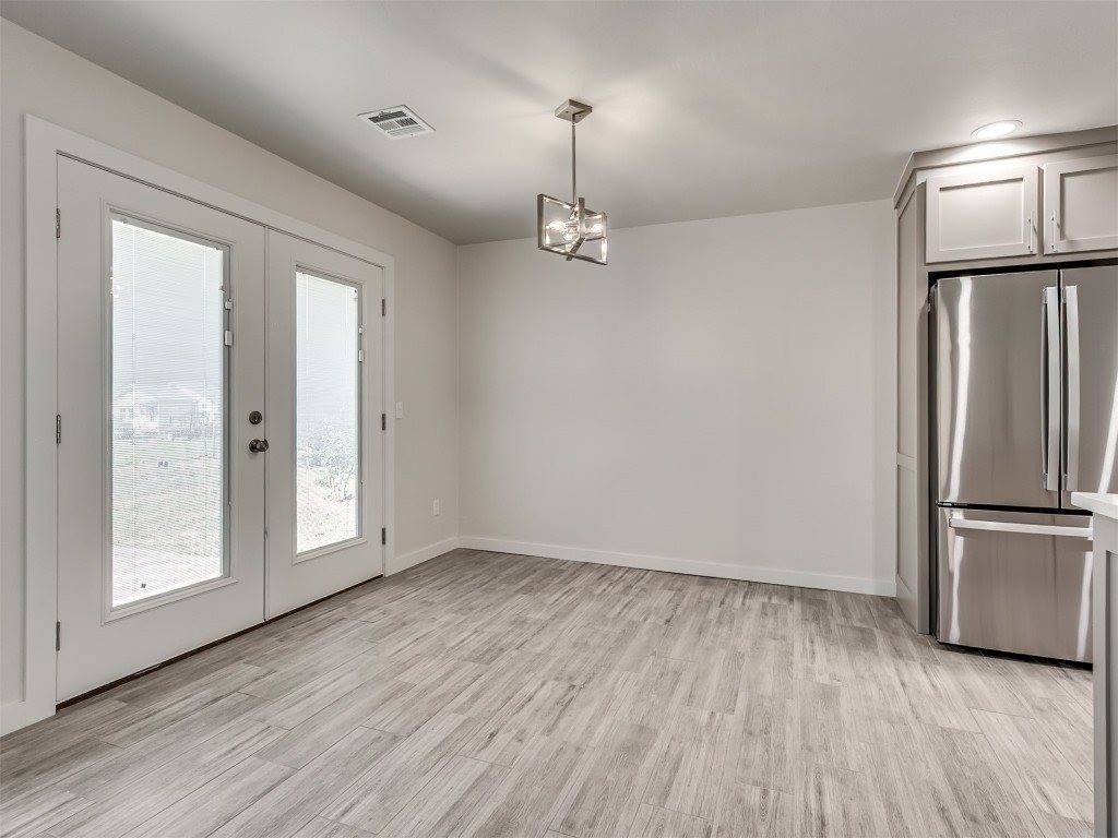 203 East Chicago Street, Shawnee, OK 74804