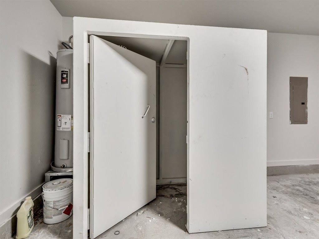 203 East Chicago Street, Shawnee, OK 74804