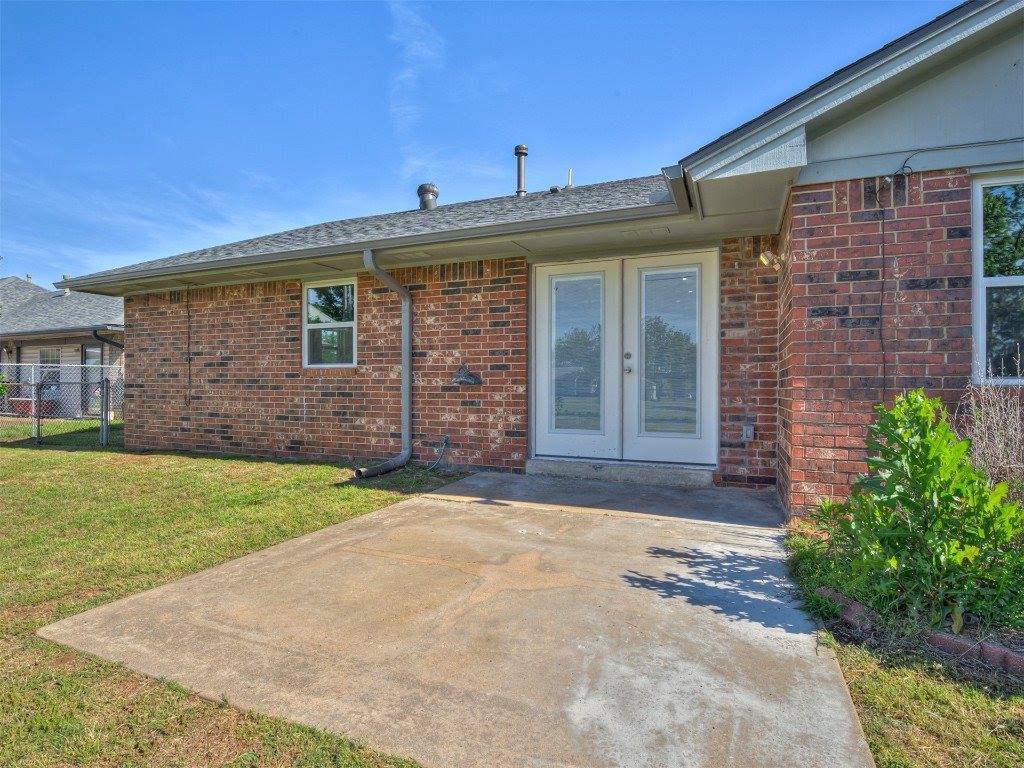 203 East Chicago Street, Shawnee, OK 74804