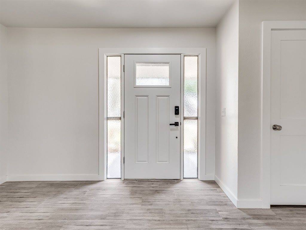 203 East Chicago Street, Shawnee, OK 74804