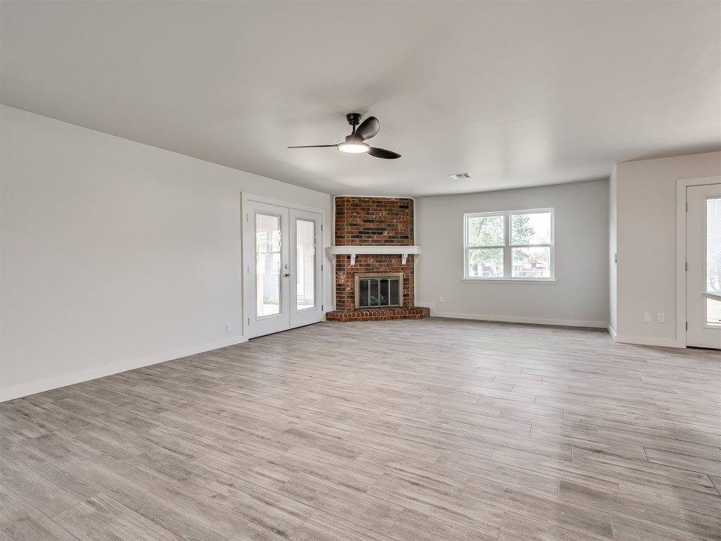 203 East Chicago Street, Shawnee, OK 74804