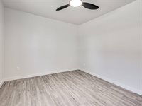 203 East Chicago Street, Shawnee, OK 74804