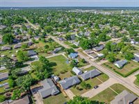 203 East Chicago Street, Shawnee, OK 74804