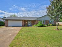 203 East Chicago Street, Shawnee, OK 74804