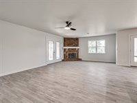 203 East Chicago Street, Shawnee, OK 74804