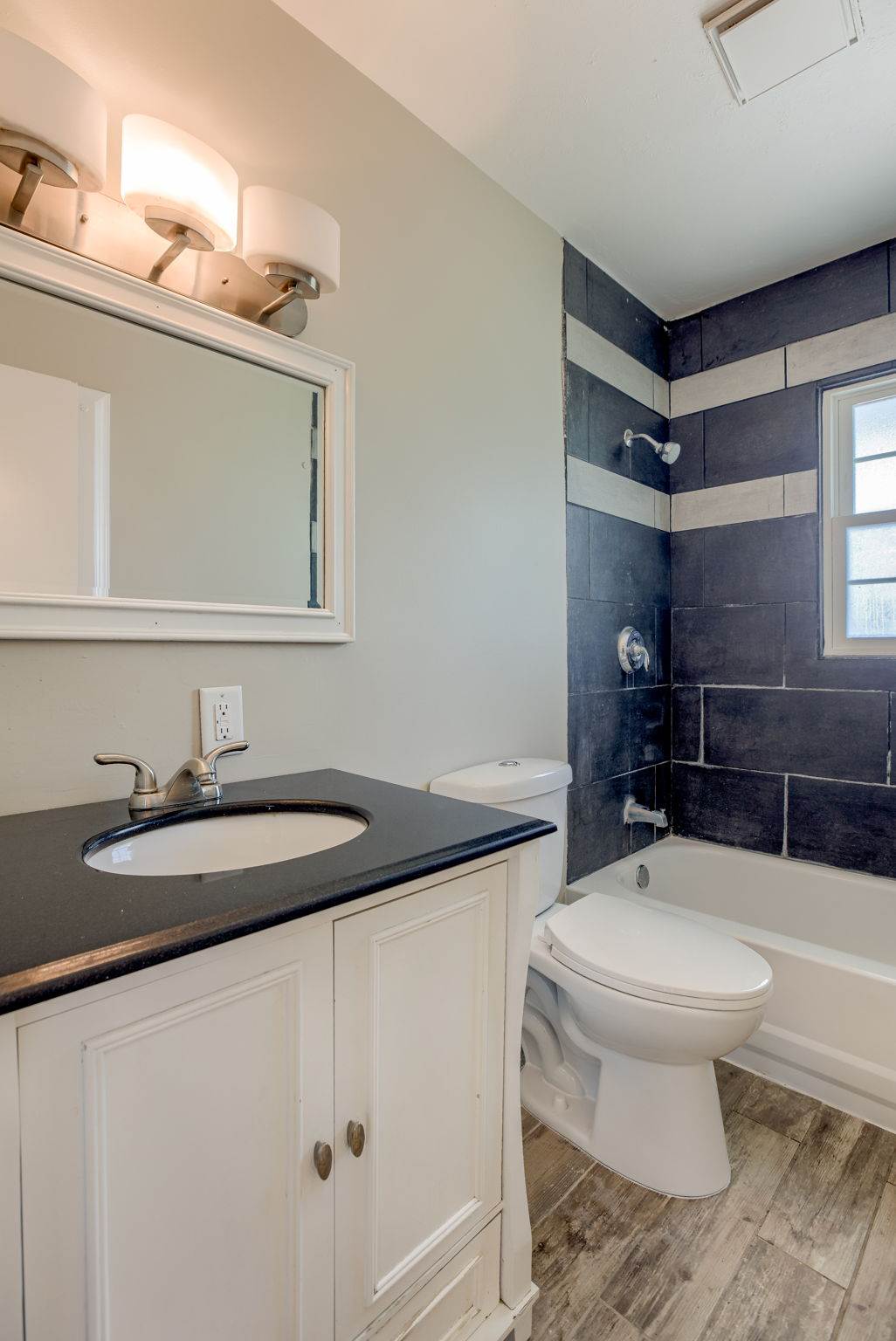 7723 Nebraska Avenue, Omaha, NE 68134