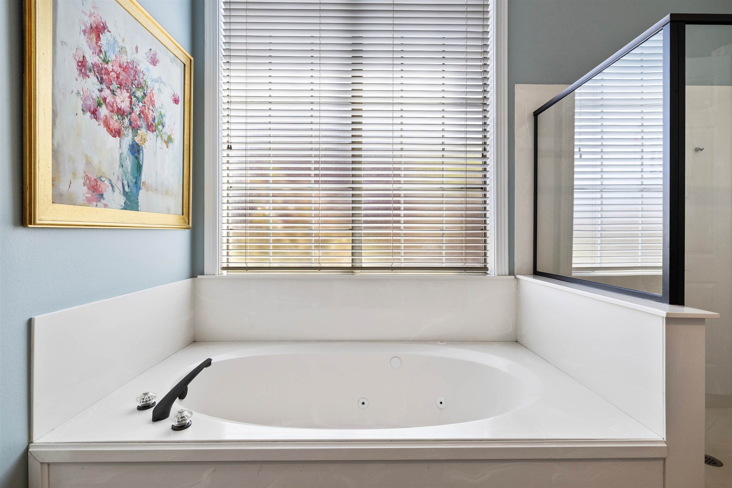 2213 Woodlands Drive, Tyler, TX 75703