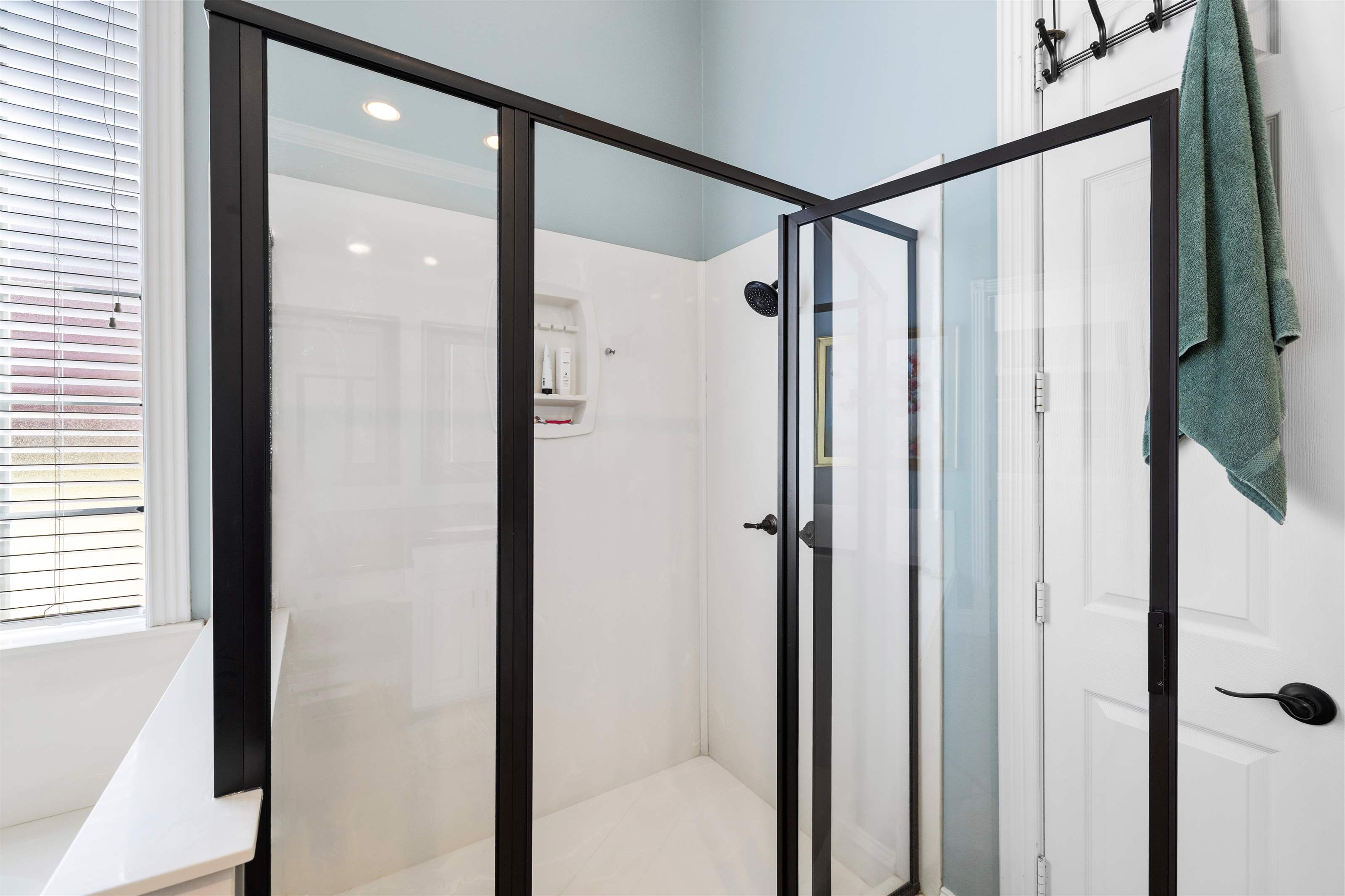 2213 Woodlands Drive, Tyler, TX 75703