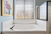 2213 Woodlands Drive, Tyler, TX 75703