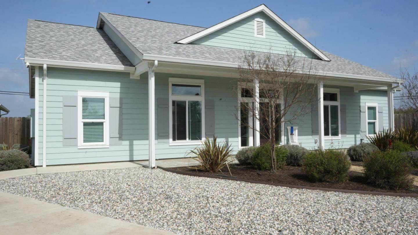 496 Northwood ST, Escalon, CA 95320