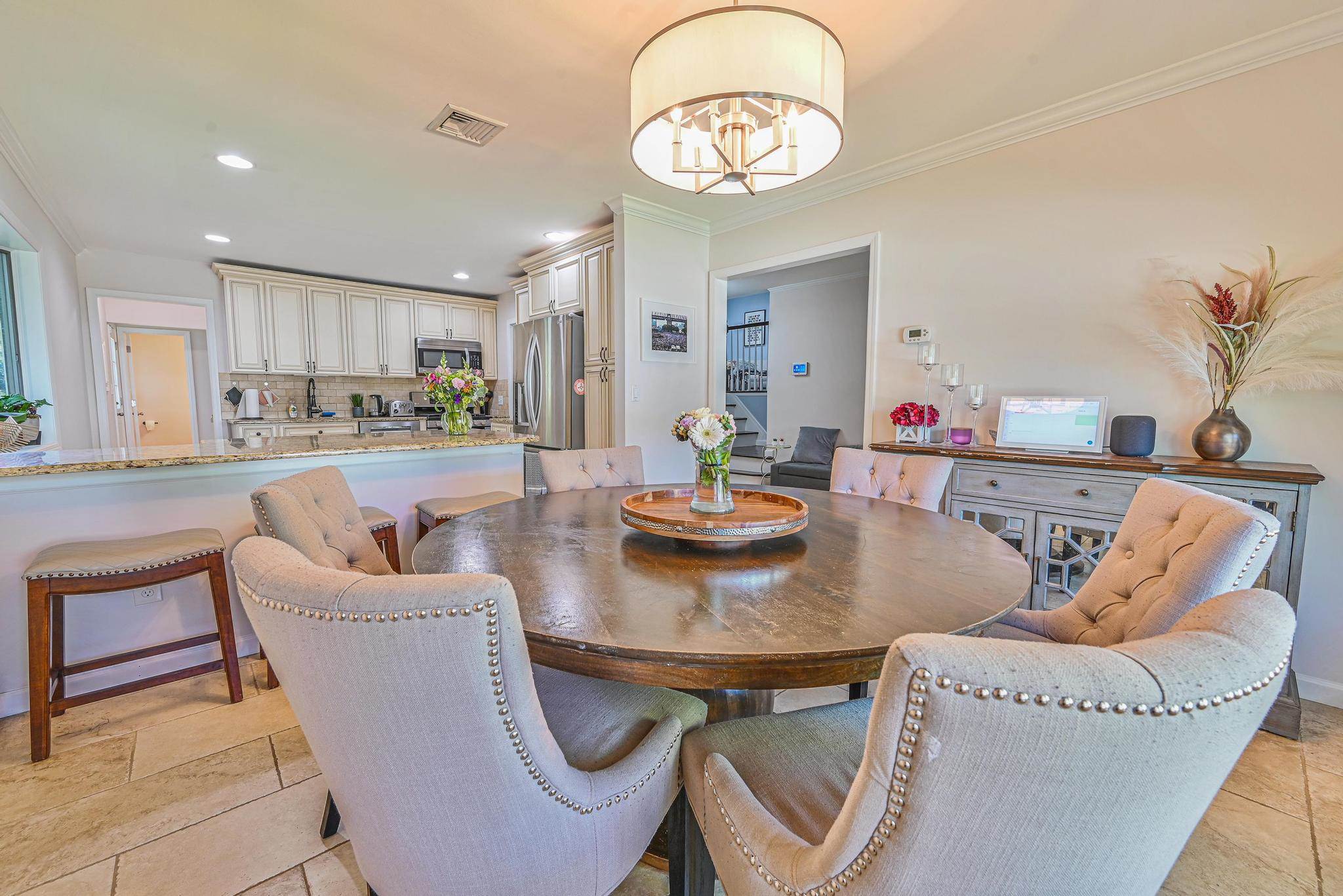 2 Boat Lane, Port Washington, NY 11050