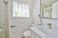 2 Boat Lane, Port Washington, NY 11050