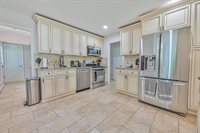 2 Boat Lane, Port Washington, NY 11050