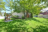 2 Boat Lane, Port Washington, NY 11050