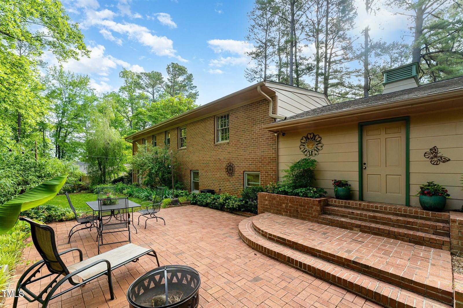 4017 Huckleberry Drive, Raleigh, NC 27612