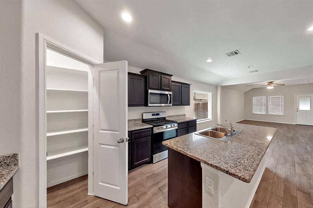 4612 Corktree Lane, Crowley, TX 76036