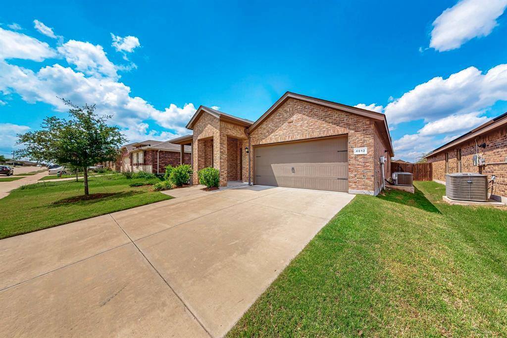 4612 Corktree Lane, Crowley, TX 76036