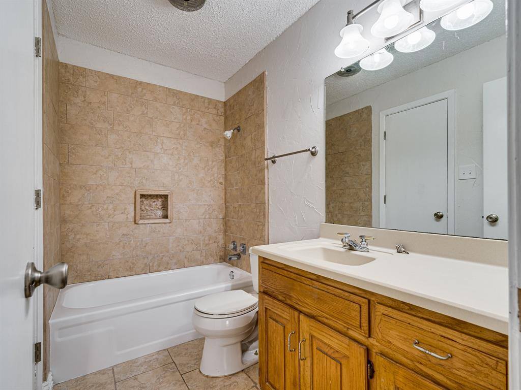 5005 Drew Court, Arlington, TX 76017