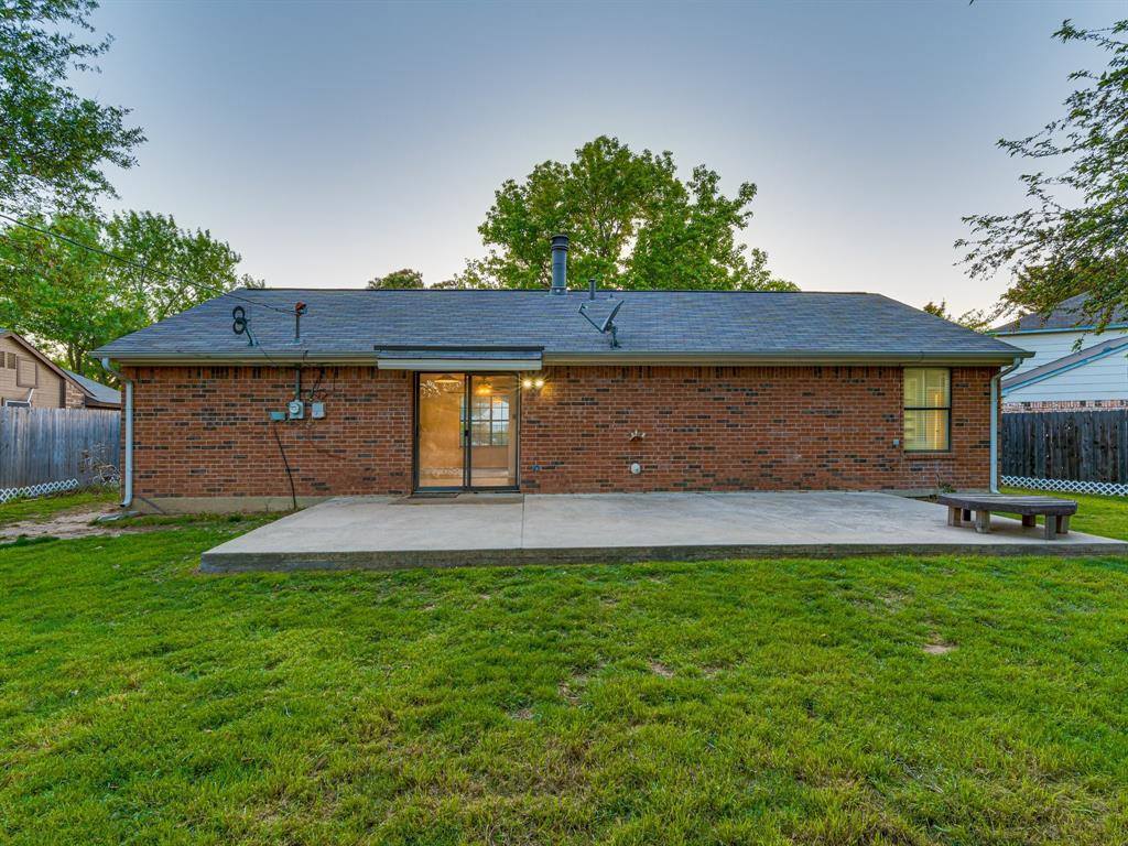 5005 Drew Court, Arlington, TX 76017