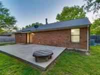 5005 Drew Court, Arlington, TX 76017