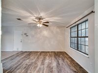 5005 Drew Court, Arlington, TX 76017