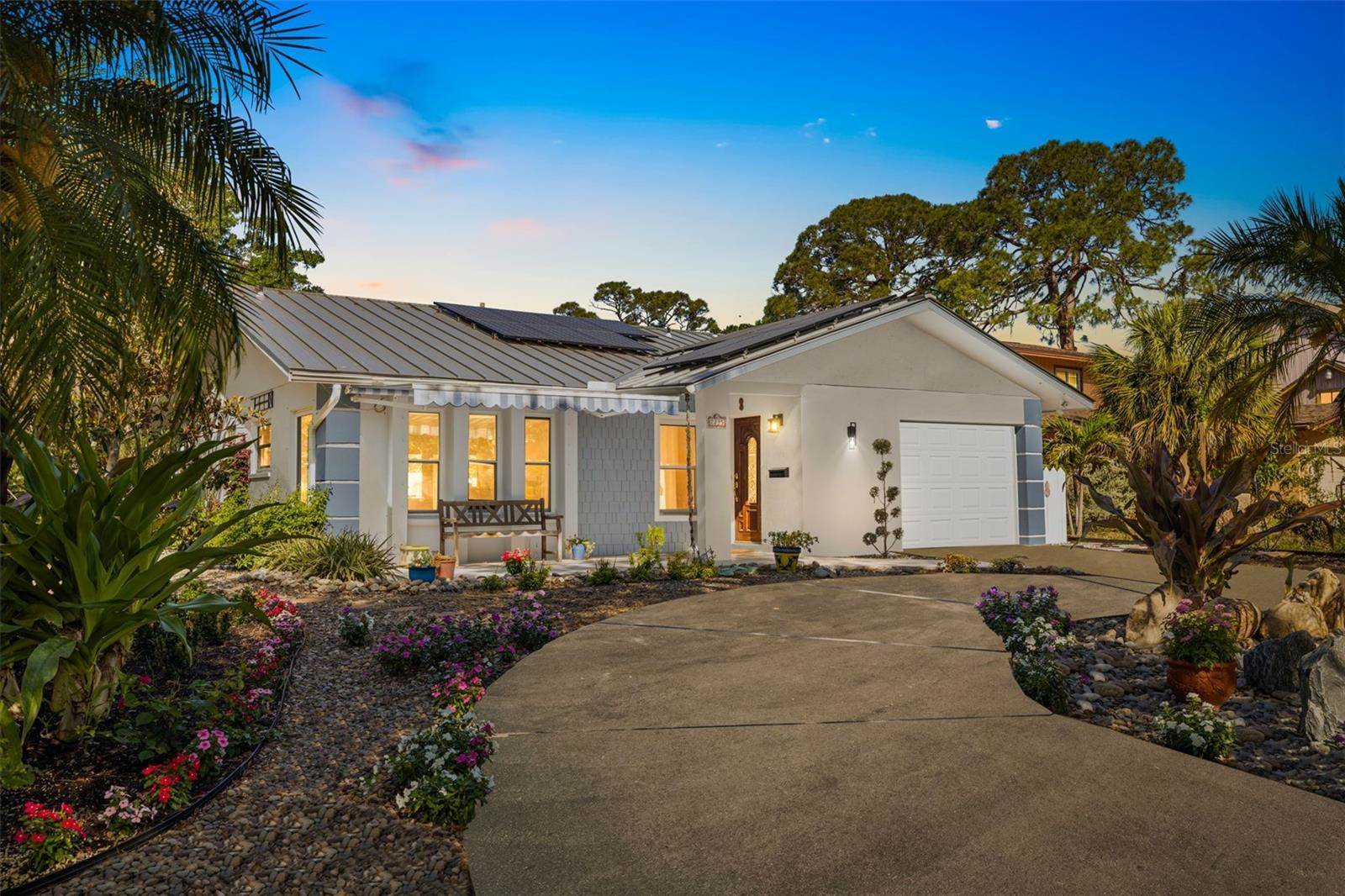 7235 Sunshine Drive S, St Petersburg, FL 33705