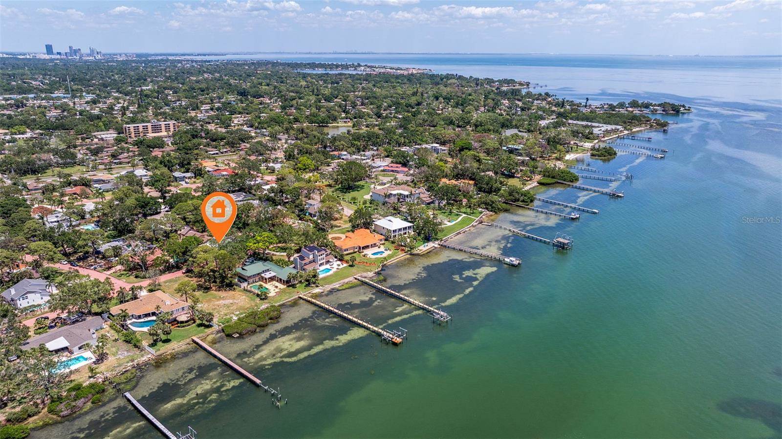 7235 Sunshine Drive S, St Petersburg, FL 33705