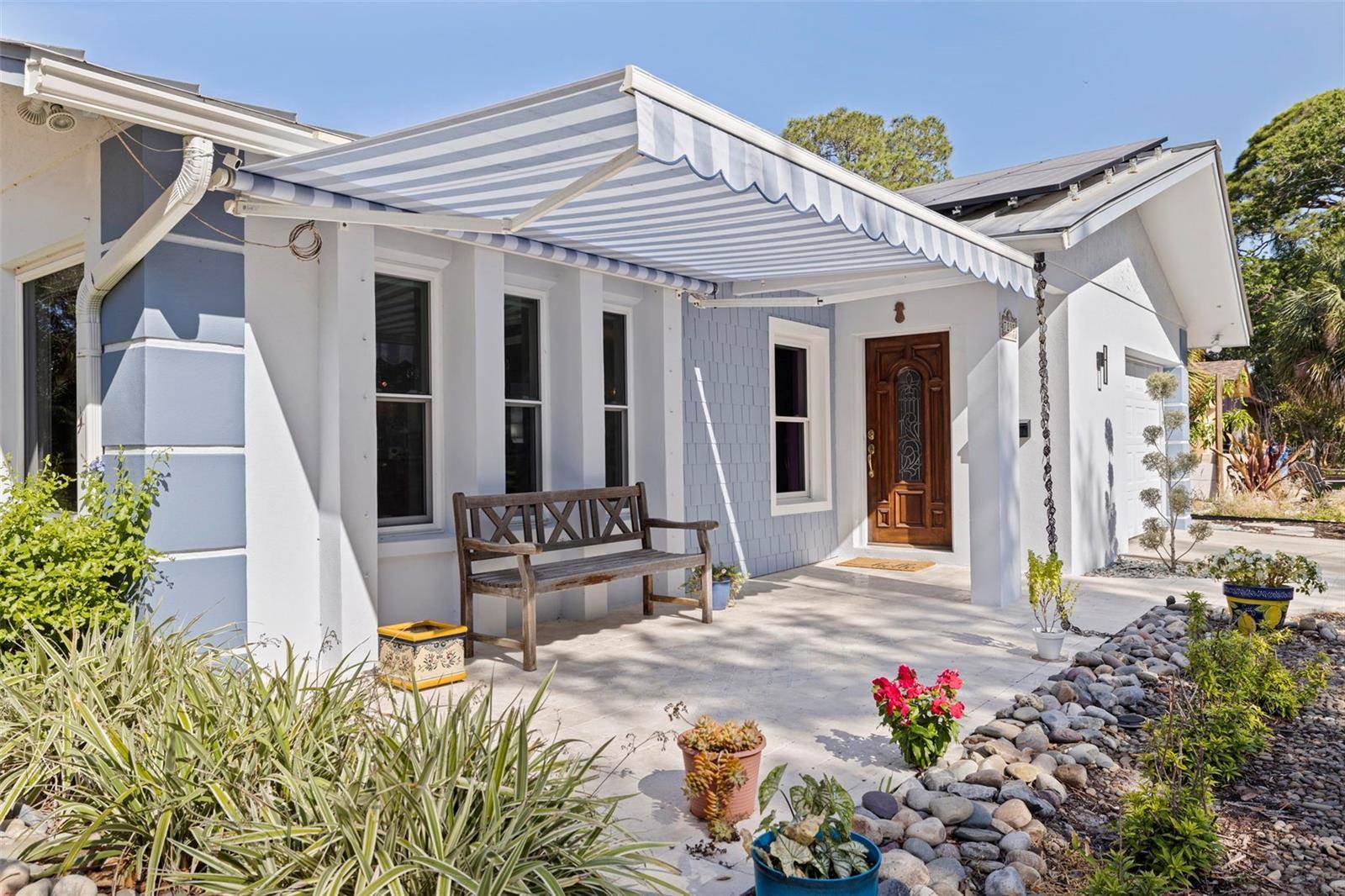 7235 Sunshine Drive S, St Petersburg, FL 33705