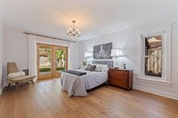 7235 Sunshine Drive S, St Petersburg, FL 33705