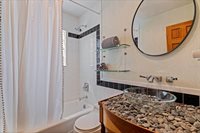 7235 Sunshine Drive S, St Petersburg, FL 33705