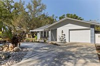7235 Sunshine Drive S, St Petersburg, FL 33705