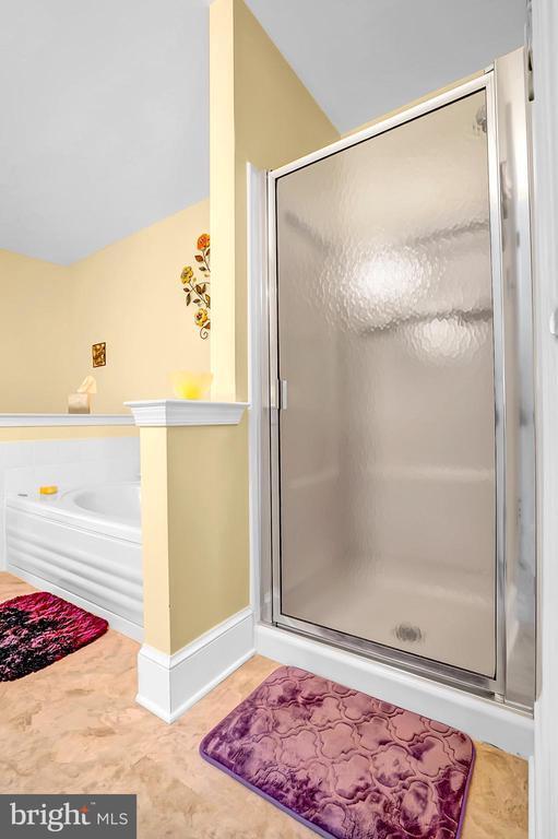 104 Coventry Pointe Lane, Pottstown, PA 19465