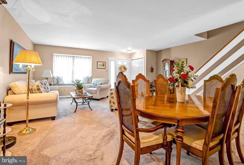 104 Coventry Pointe Lane, Pottstown, PA 19465