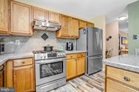 104 Coventry Pointe Lane, Pottstown, PA 19465