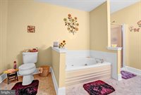 104 Coventry Pointe Lane, Pottstown, PA 19465