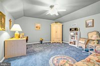 104 Coventry Pointe Lane, Pottstown, PA 19465