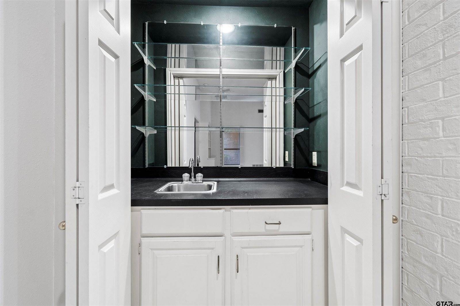 842 Ashford Ct, Tyler, TX 75703