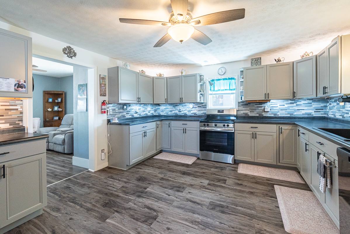 125 W High Street, Amanda, OH 43102